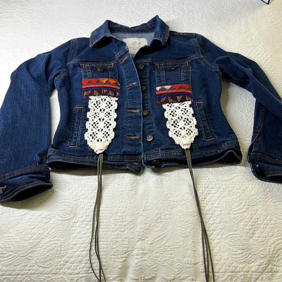 ⭐️Adorned Crown Textile custom altered denim jacket Ibiza dreams size medium - Picture 5 of 12